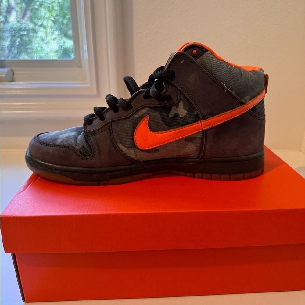 Nike SB Dunk High Brian Anderson Camo firm on price